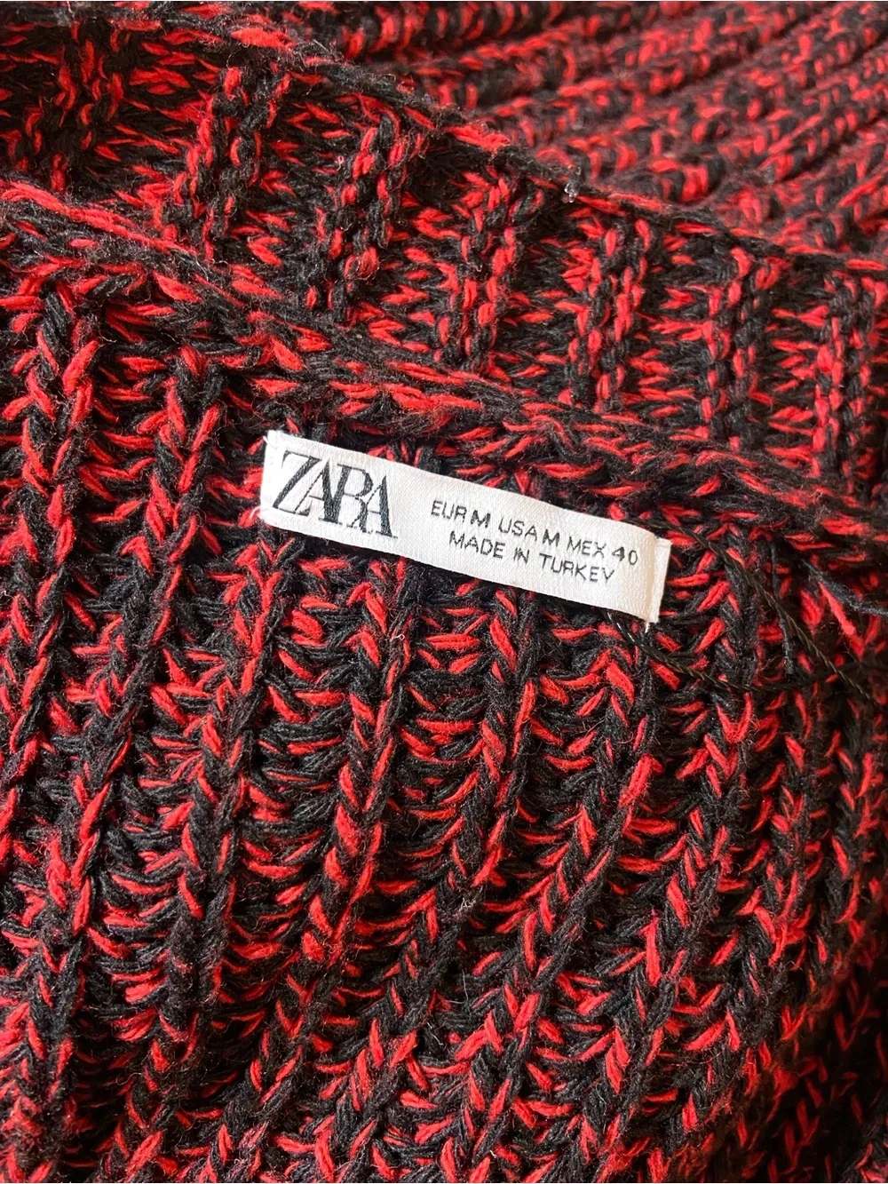 Zara Chunky Marled Space Dyed Red-Black Cardigan Sweater Oversized Medium M - Picture 8 of 10